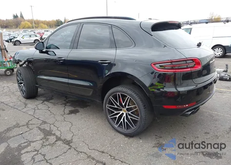 2016 Porsche Macan Turbo z USA, uszkodzony, nr VIN WP1AF2A53GLB94135